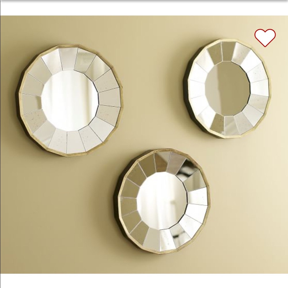 SET OF 3 Pottery Barn wood antiqued sunburst mirrors. Each mirror is 14” dia.